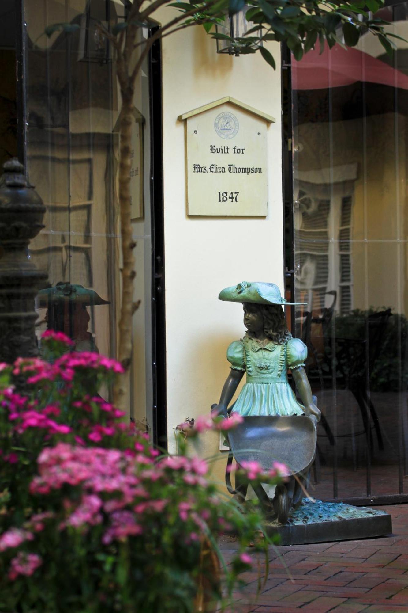 Eliza Thompson House, Historic Inns Of Savannah Collection (Adults Only) Ngoại thất bức ảnh